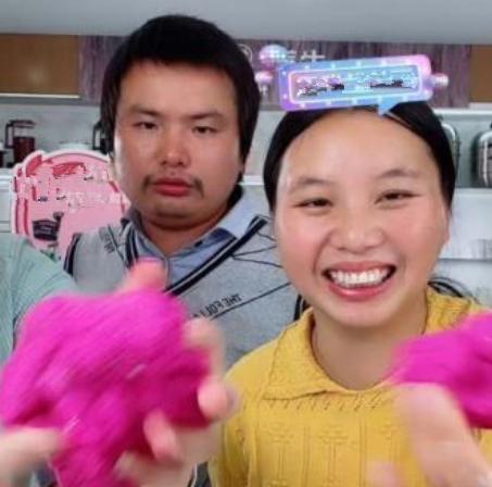 卖惨夫妇爆料视频,揭开真相背后的辛酸与无奈 第3张 卖惨夫妇爆料视频,揭开真相背后的辛酸与无奈 第3张
