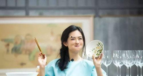 谢娜爆料爸爸往事视频,爸爸往事的温馨瞬间
