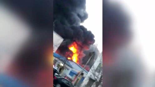 第一眼新闻爆料黑油,第一眼新闻深度解析