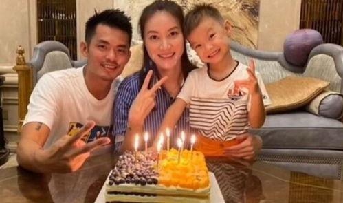 爆料阿芳夫妇的视频大全,欢乐瞬间,温馨回忆 第2张 爆料阿芳夫妇的视频大全,欢乐瞬间,温馨回忆 第2张