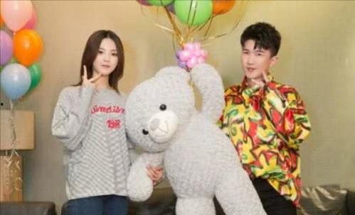 娱乐吃瓜小生,吃瓜小生带你领略幕后风云  第2张