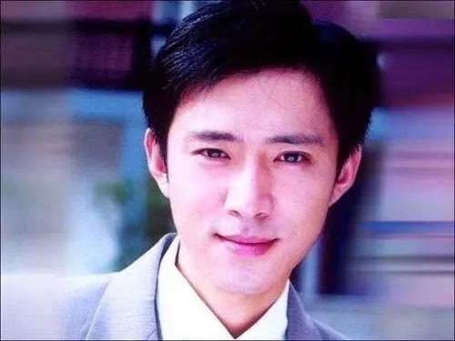 娱乐圈的男生爆料,揭秘明星背后的真实故事 第2张 娱乐圈的男生爆料,揭秘明星背后的真实故事 第2张