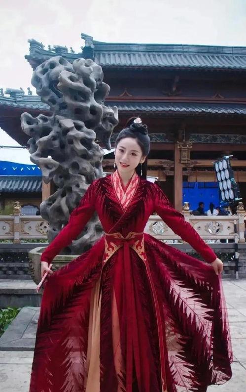 吃瓜最新事件爆料汉服视频,揭秘网络热门汉服视频背后的吃瓜事件 第3张 吃瓜最新事件爆料汉服视频,揭秘网络热门汉服视频背后的吃瓜事件 第3张