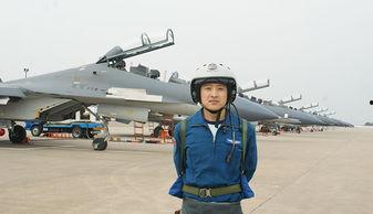 中国飞行员爆料新闻视频,中国飞行员爆料新闻背后的真相